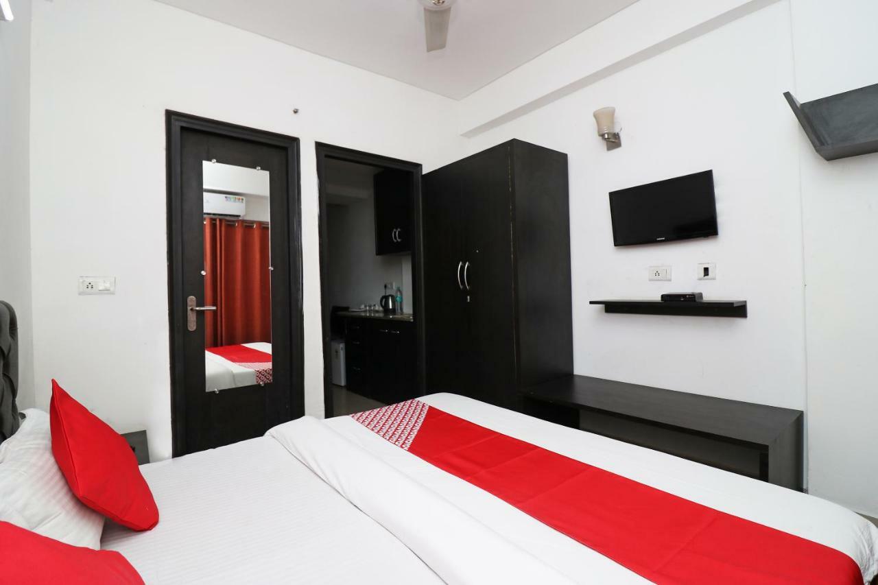 Oyo 23668 Hotel The Hridhaan Regency Rāi Dış mekan fotoğraf