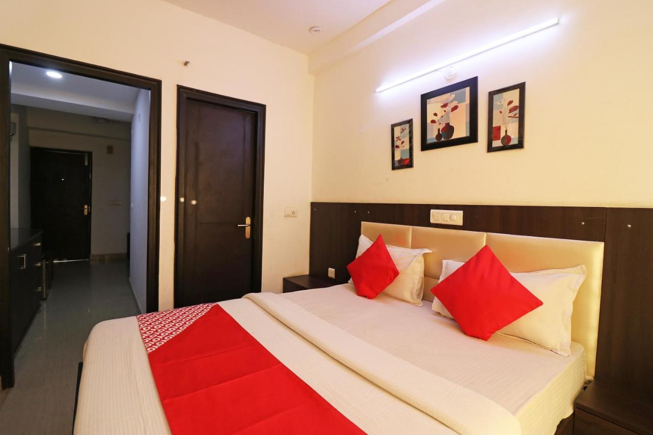 Oyo 23668 Hotel The Hridhaan Regency Rāi Dış mekan fotoğraf