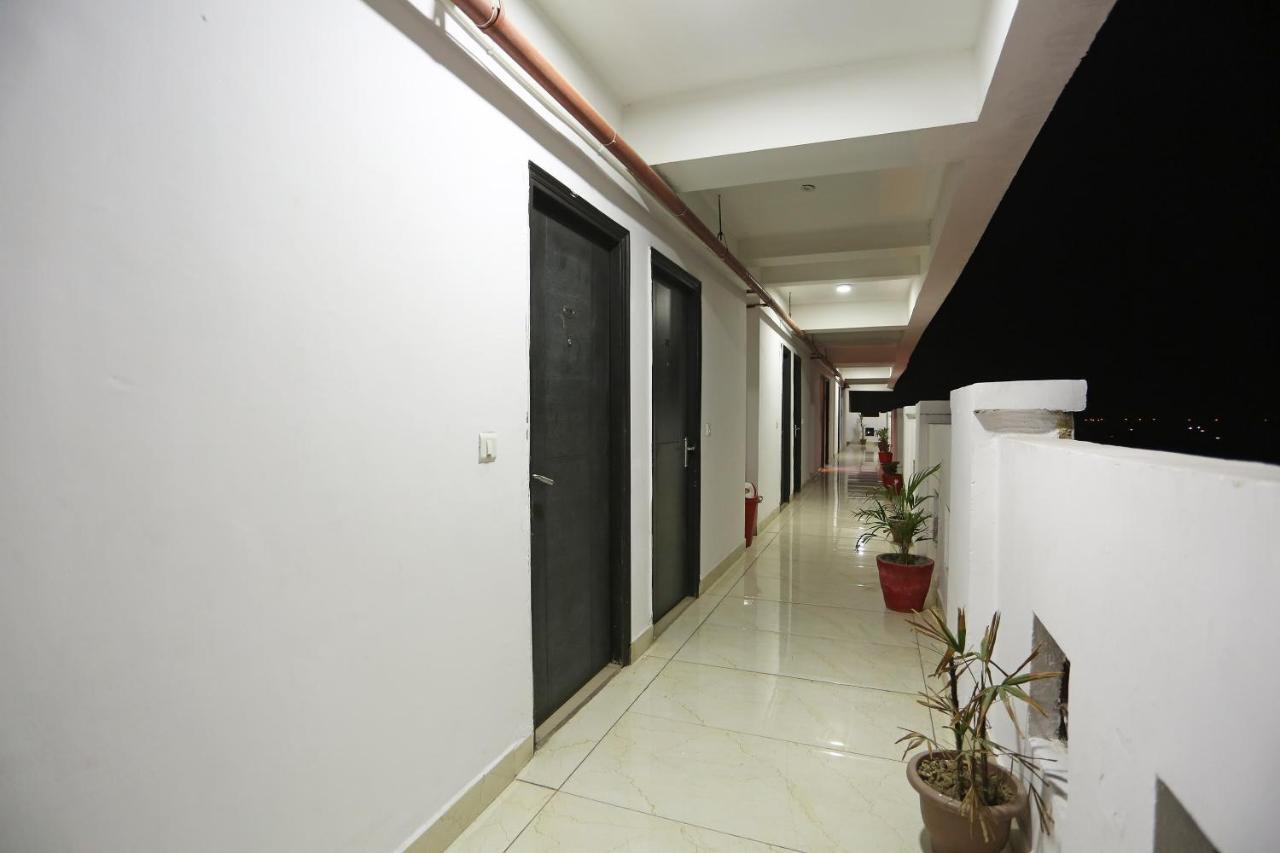 Oyo 23668 Hotel The Hridhaan Regency Rāi Dış mekan fotoğraf